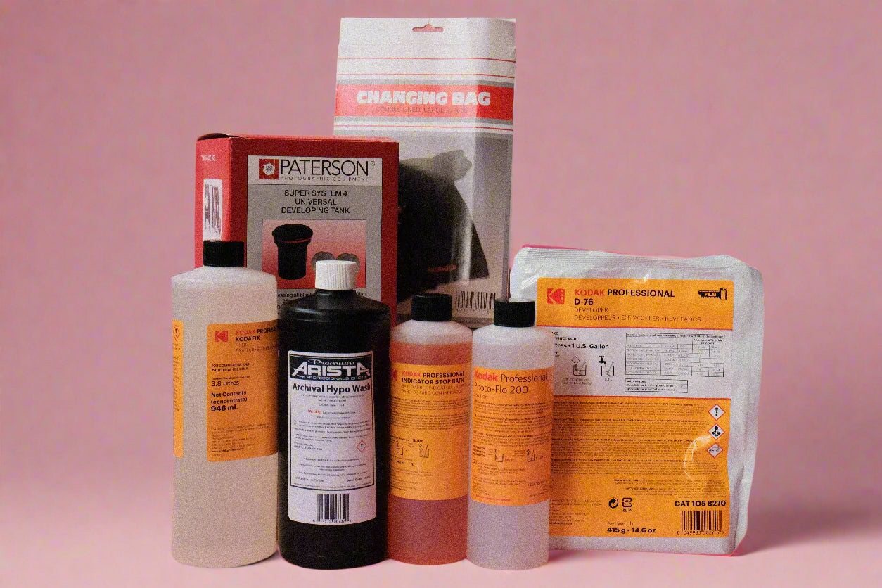 Kit Completo para Revelado de Película B&N en Casa – ASESORÍA INCLUIDA