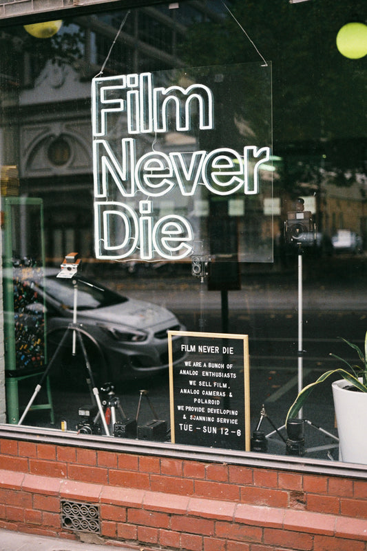 FilmNeverDie IRO 400 35mm 36 exp
