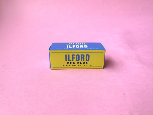 Ilford FP4 Plus Película b/n 120