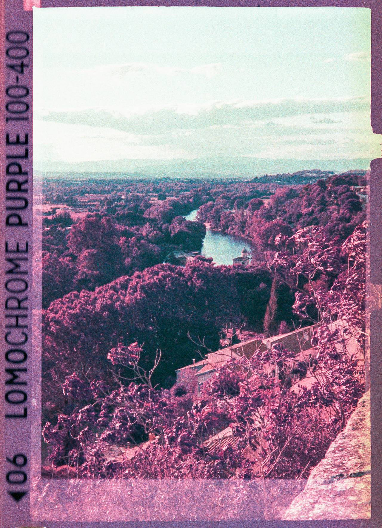 Lomography LomoChrome Purple XR 100-400 Color Película C-41 Formato 110
