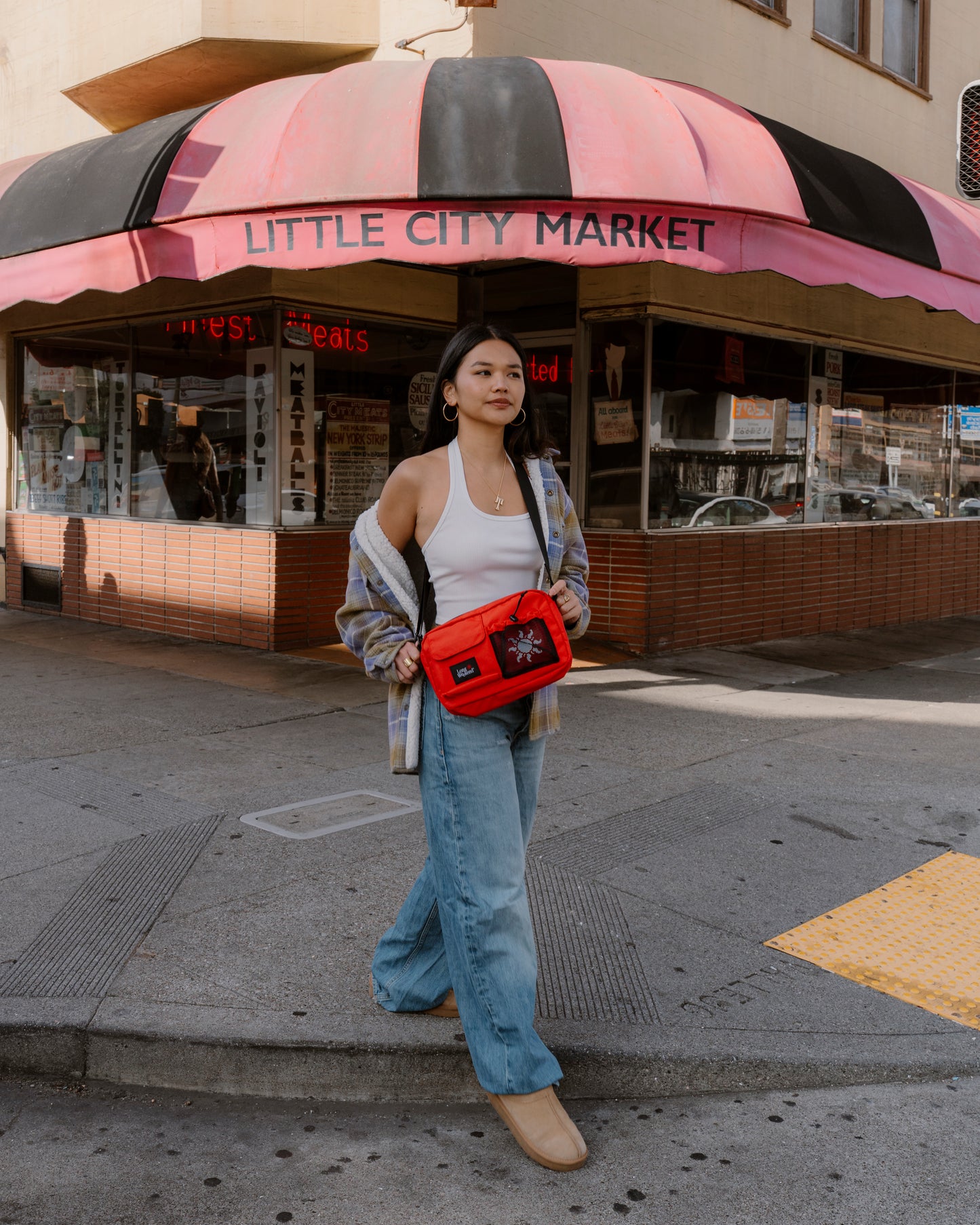 Long Weekend Santa Fe Shoulder Bag Bolsa - Chili Red PREVENTA