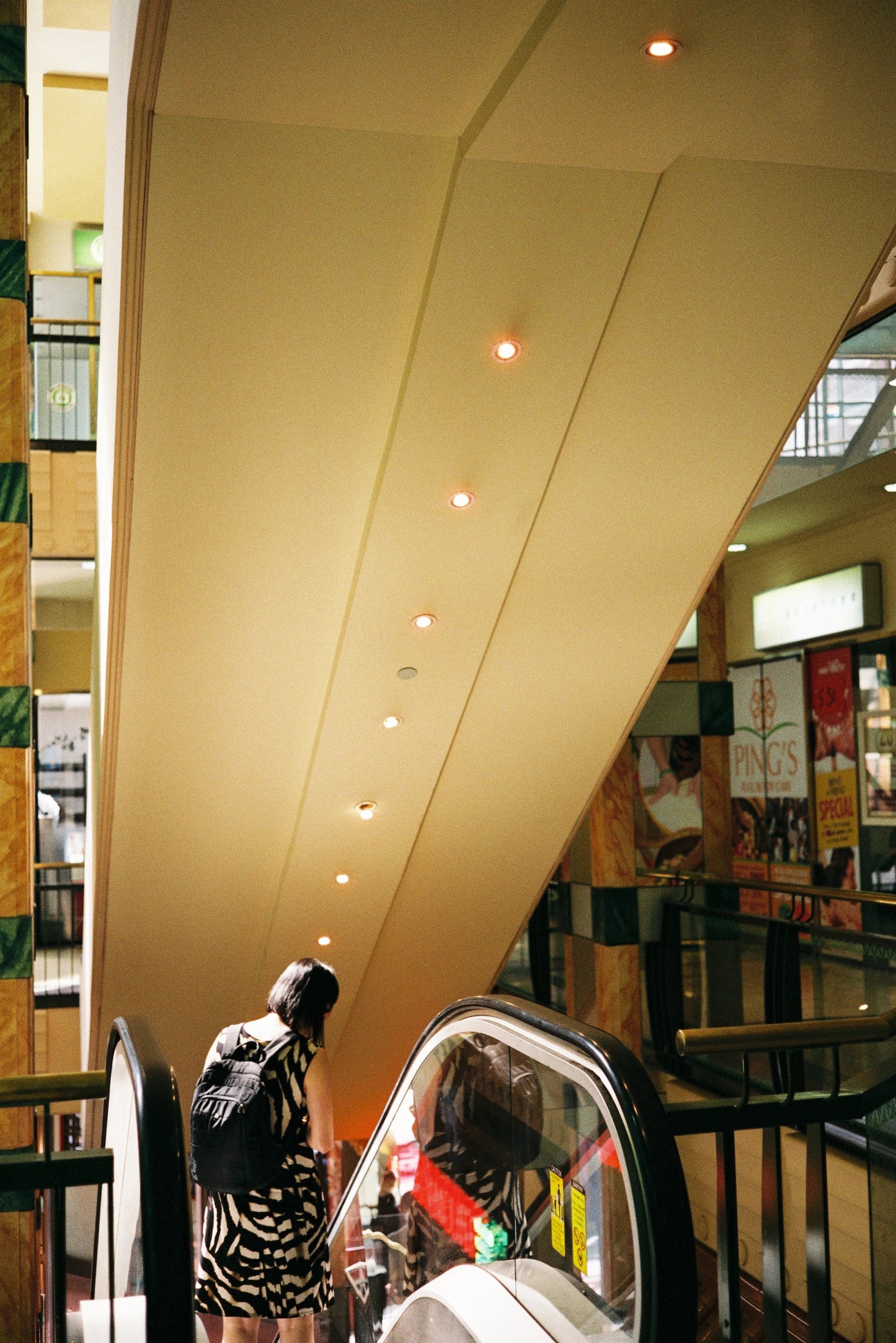 FilmNeverDie IRO 400 35mm 36 exp