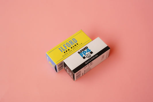 Ilford FP4 Plus Película b/n 120