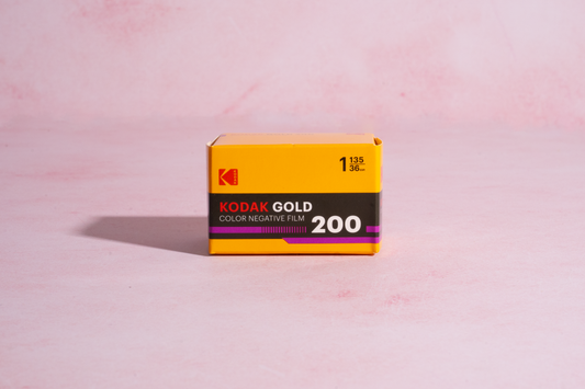 Kodak Gold 200 (Eastman's version) Película Color C41 35mm 36exp