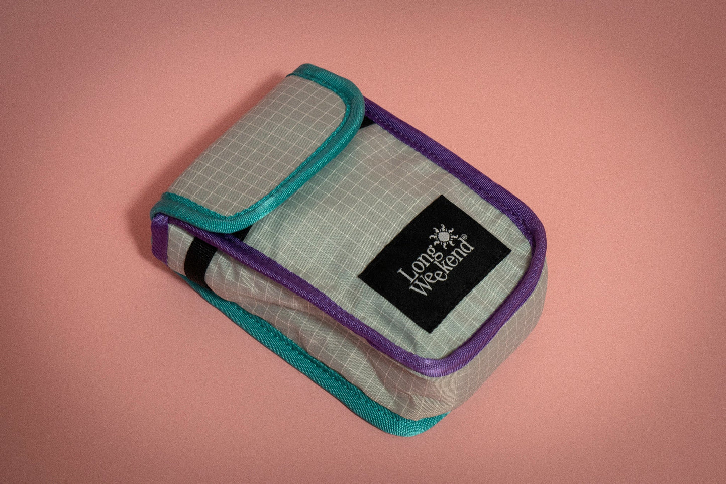 Long Weekend - Long Weekend Pouch Funda para Cámara Point&Shoot - Morado