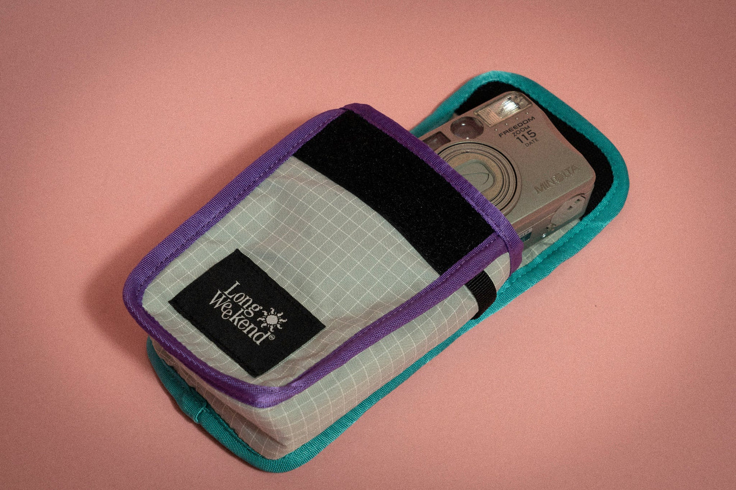 Long Weekend - Long Weekend Pouch Funda para Cámara Point&Shoot - Morado